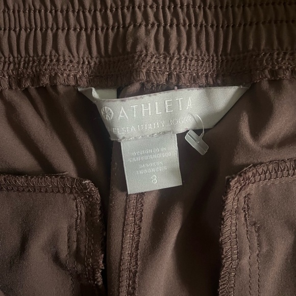 Women’s Athleta Joggers Sz 8 - Picture 4 of 4